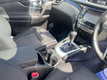 Nissan Qashqai 1.6 dCi N-Connecta XTRON 2WD Euro 6 (s/s) 5dr