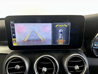 Mercedes-Benz C Class 2.0 C220d AMG Line Edition (Premium) G-Tronic+ Euro 6 (s/s) 5dr
