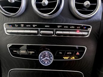 Mercedes-Benz C Class 2.0 C220d AMG Line Edition (Premium) G-Tronic+ Euro 6 (s/s) 5dr
