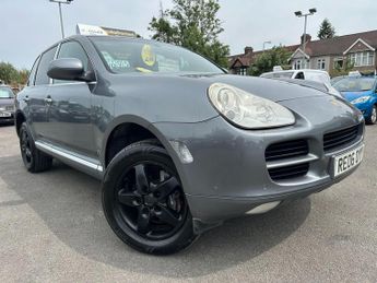 Porsche Cayenne 3.2 V6 Tiptronic S AWD 5dr