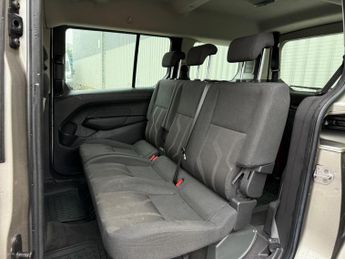 Ford Grand Tourneo Connect 1.5 TDCi Zetec Powershift Euro 6 (s/s) 5dr