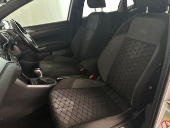 Volkswagen Polo 1.0 TSI R-Line DSG Euro 6 (s/s) 5dr