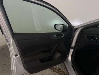 Volkswagen Polo 1.0 TSI R-Line DSG Euro 6 (s/s) 5dr