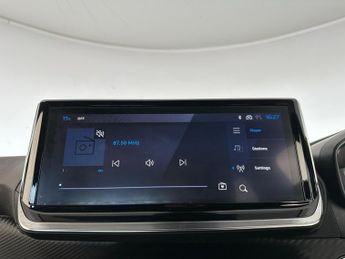 Peugeot E-2008 50kWh Allure Auto 5dr (7kW Charger)