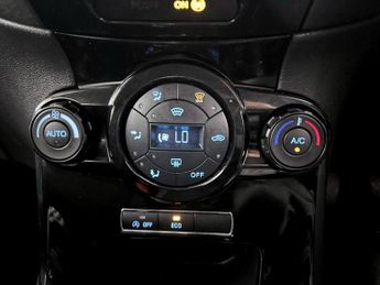 Ford Fiesta 1.0T EcoBoost Titanium Euro 6 (s/s) 5dr