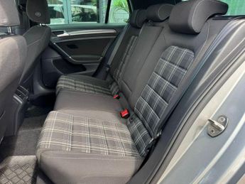 VOLKSWAGEN GOLF 2.0 TDI GTD Hatchback 5dr Diesel DSG Euro 6 (s/s) (184 ps) **FIN