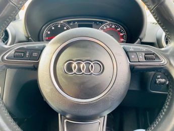 Audi A1 1.4 TFSI Sport Sportback S Tronic Euro 5 (s/s) 5dr