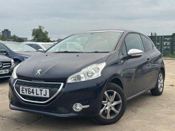 Peugeot 208 1.2 VTi Style Euro 5 3dr