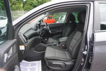 Hyundai TUCSON 1.6 CRDi MHEV SE Nav DCT Euro 6 (s/s) 5dr