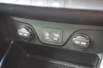 Hyundai TUCSON 1.6 CRDi MHEV SE Nav DCT Euro 6 (s/s) 5dr