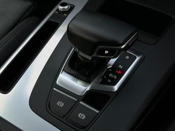 Audi Q5 2.0 TDI 40 Sport S Tronic quattro Euro 6 (s/s) 5dr
