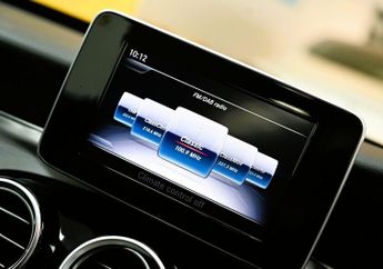 MERCEDES-BENZ C-CLASS 2.1 C220d AMG Line Saloon 4dr Diesel G-Tronic+ Euro 6 (s/s) (170
