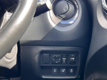 Nissan Juke 1.6 Tekna XTRON Euro 6 5dr