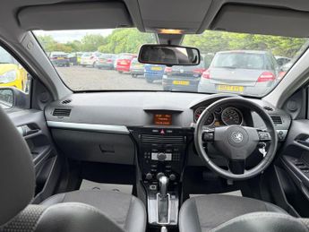 Vauxhall Astra 1.8i 16v Design 5dr
