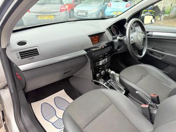 Vauxhall Astra 1.8i 16v Design 5dr