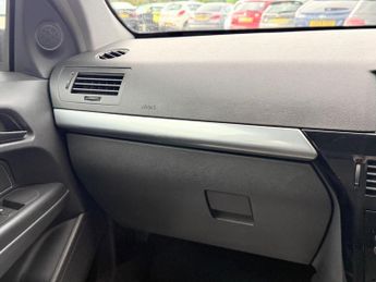 Vauxhall Astra 1.8i 16v Design 5dr