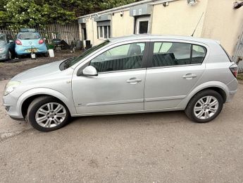 Vauxhall Astra 1.8i 16v Design 5dr