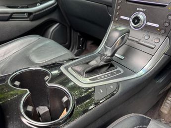 Ford Edge 2.0 TDCi Titanium Powershift AWD Euro 6 (s/s) 5dr