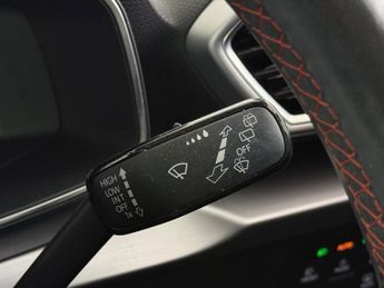 SEAT Leon 1.4 eHybrid 12.8kWh FR DSG Euro 6 (s/s) 5dr