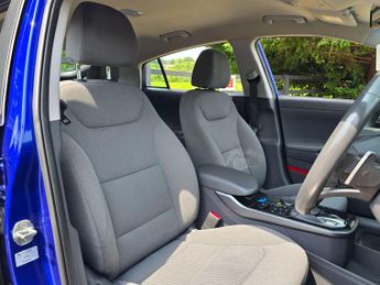 Hyundai IONIQ 38.3kWh Premium Auto 5dr