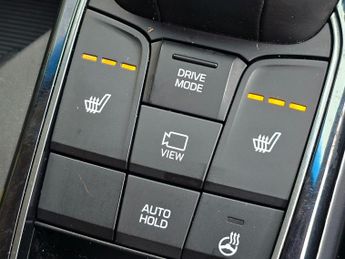 Hyundai IONIQ 38.3kWh Premium Auto 5dr