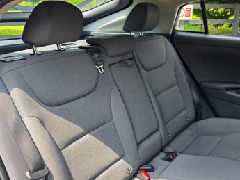 Hyundai IONIQ 38.3kWh Premium Auto 5dr