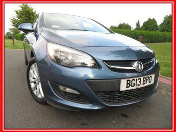 Vauxhall Astra 1.6 16v Active Euro 5 5dr
