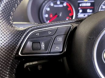 Audi A3 1.5 TFSI CoD Black Edition Euro 6 (s/s) 4dr