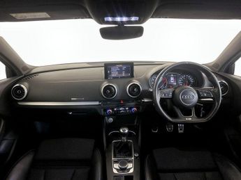 Audi A3 1.5 TFSI CoD Black Edition Euro 6 (s/s) 4dr