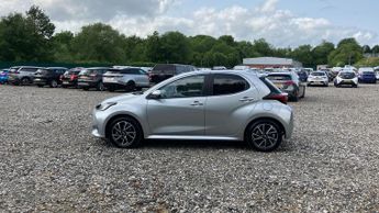 Toyota Yaris 1.5 VVT-h Design E-CVT Euro 6 (s/s) 5dr
