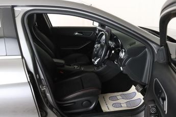 Mercedes-Benz GLA 1.6 GLA200 AMG Line 7G-DCT Euro 6 (s/s) 5dr