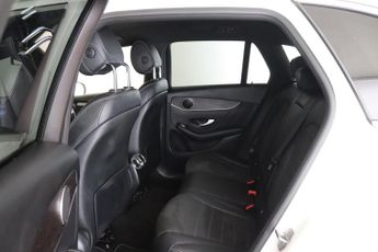 Mercedes-Benz GLC 2.0 GLC300 MHEV AMG Line G-Tronic+ 4MATIC Euro 6 (s/s) 5dr