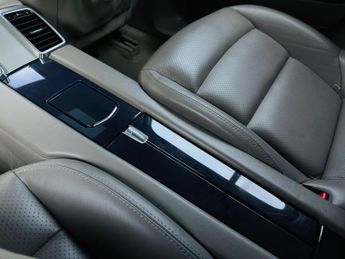 Porsche Panamera 4.8 V8 S PDK Euro 5 (s/s) 5dr