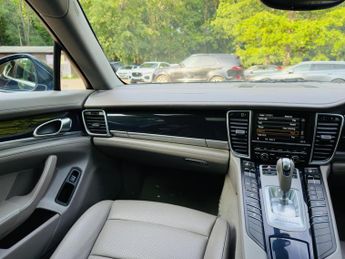 Porsche Panamera 4.8 V8 S PDK Euro 5 (s/s) 5dr