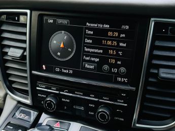 Porsche Panamera 4.8 V8 S PDK Euro 5 (s/s) 5dr