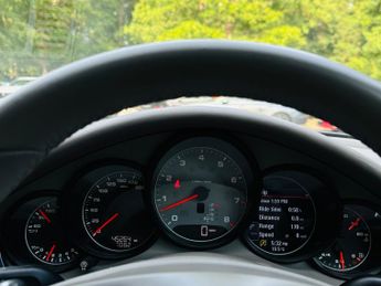 Porsche Panamera 4.8 V8 S PDK Euro 5 (s/s) 5dr