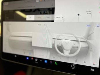 Tesla Model Y (Dual Motor) Long Range Auto 4WDE 5dr