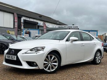 Lexus IS 2.5 300h Advance E-CVT Euro 6 (s/s) 4dr