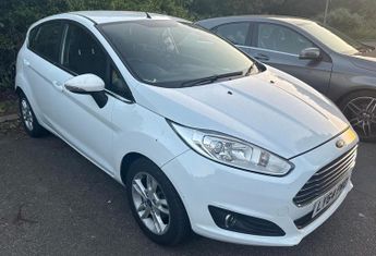Ford Fiesta 1.0T EcoBoost Zetec Euro 5 (s/s) 5dr