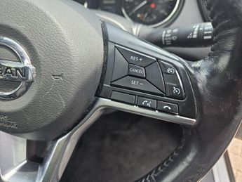 Nissan X-Trail 1.7 dCi N-Connecta CVT 4WD Euro 6 (s/s) 5dr