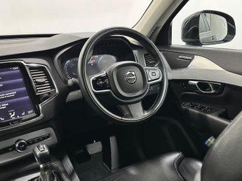 Volvo XC90 2.0 D5 Momentum Geartronic 4WD Euro 6 (s/s) 5dr