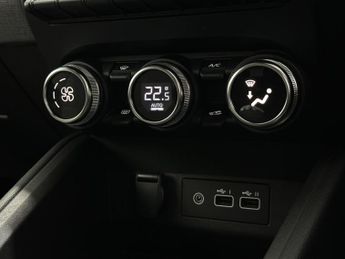 Renault Clio 1.0 TCe evolution Euro 6 (s/s) 5dr