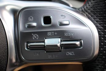 Mercedes-Benz A Class 1.5 A180d AMG Line (Executive) 7G-DCT Euro 6 (s/s) 5dr