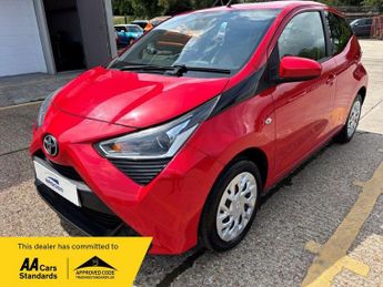 Toyota AYGO 1.0 VVT-i x-play Euro 6 5dr