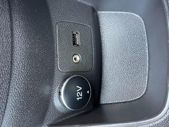 Ford Fiesta 1.0T EcoBoost Zetec Powershift Euro 5 5dr