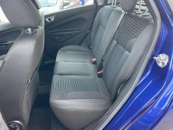Ford Fiesta 1.0T EcoBoost Zetec Powershift Euro 5 5dr