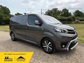 Toyota Proace 1.6D Comfort Medium Panel Van MWB Euro 6 (s/s) 6dr