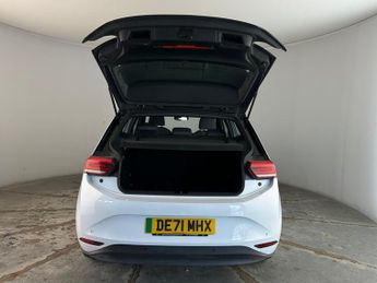 Volkswagen ID.3 Pro Performance 58kWh Life Auto 5dr