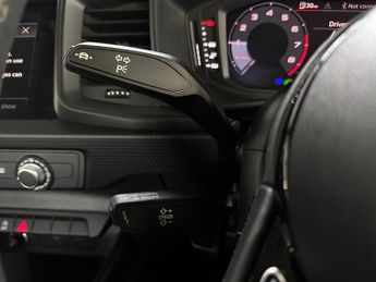 Audi A1 1.0 TFSI 25 Technik Sportback Euro 6 (s/s) 5dr