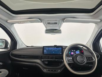 Fiat 500e 42kWh La Prima Auto 3dr